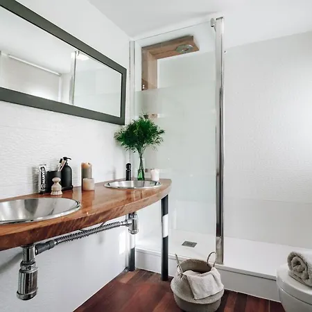 Sort - 3 Bedrooms In Eixample Dreta Apartman Barcelona